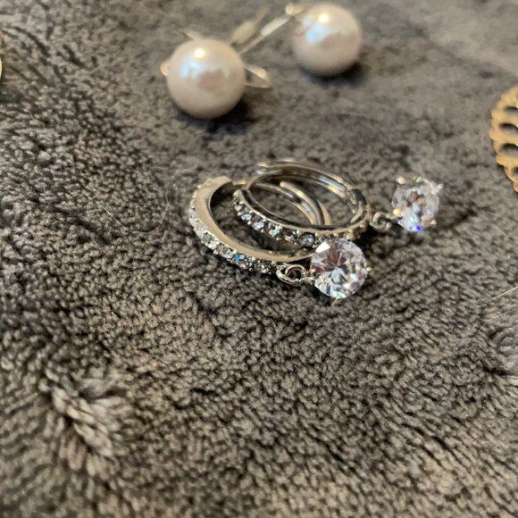 Necklaces and earrings - Picture 3 of 4